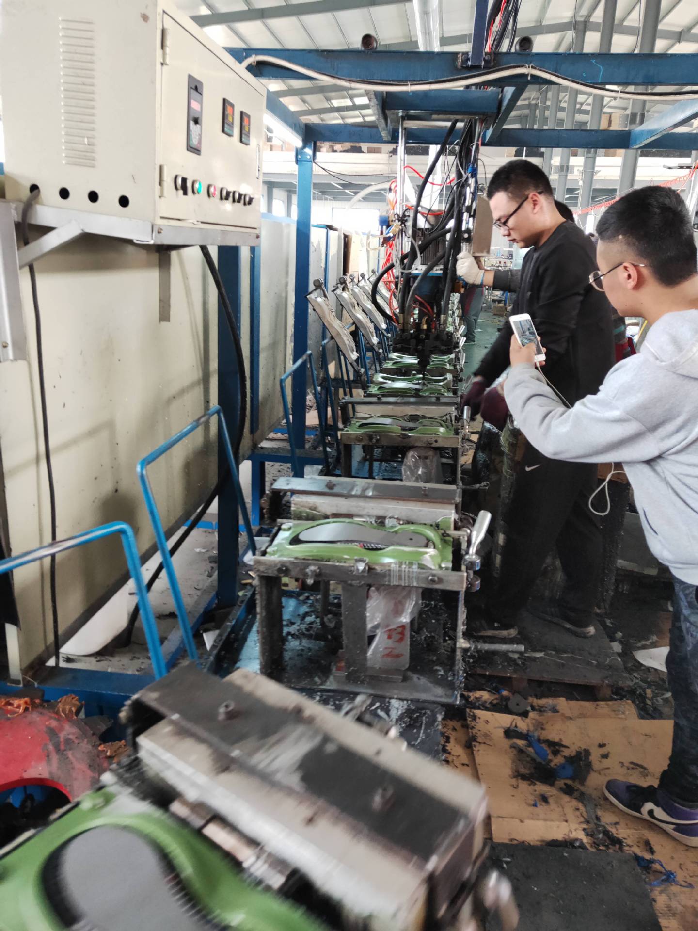 GUANGHE SAFETY Automated CNC Footwear Stitching Workshop